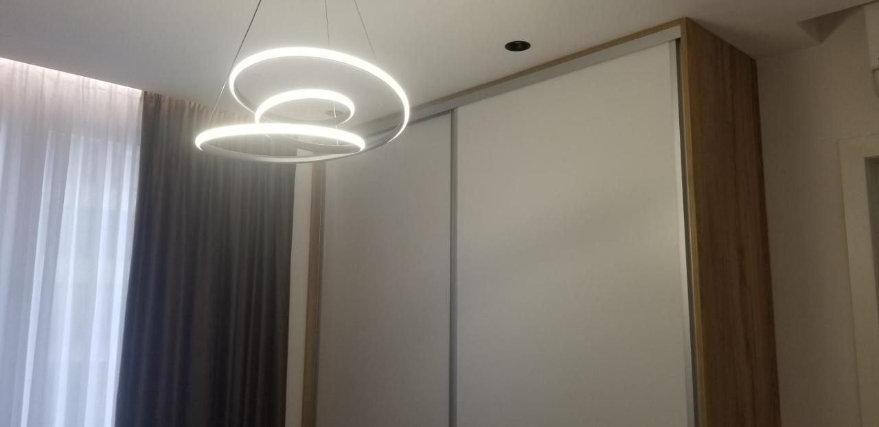 White Apartment Tirana Exterior foto